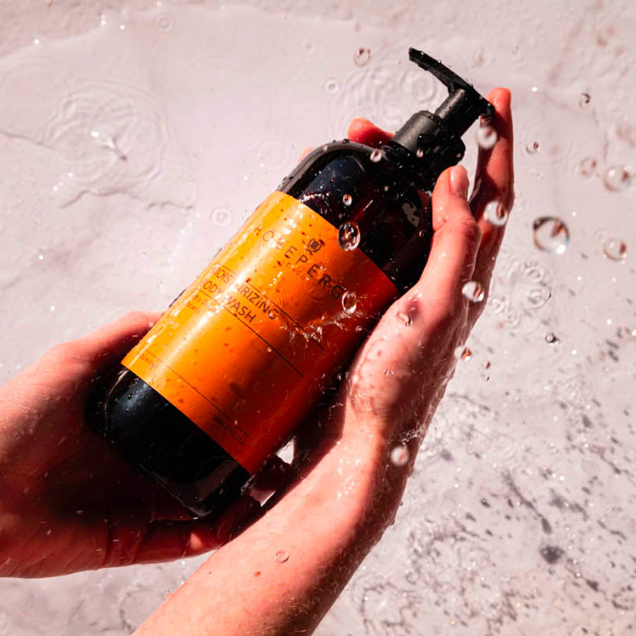 MOISTURIZING BODY WASH