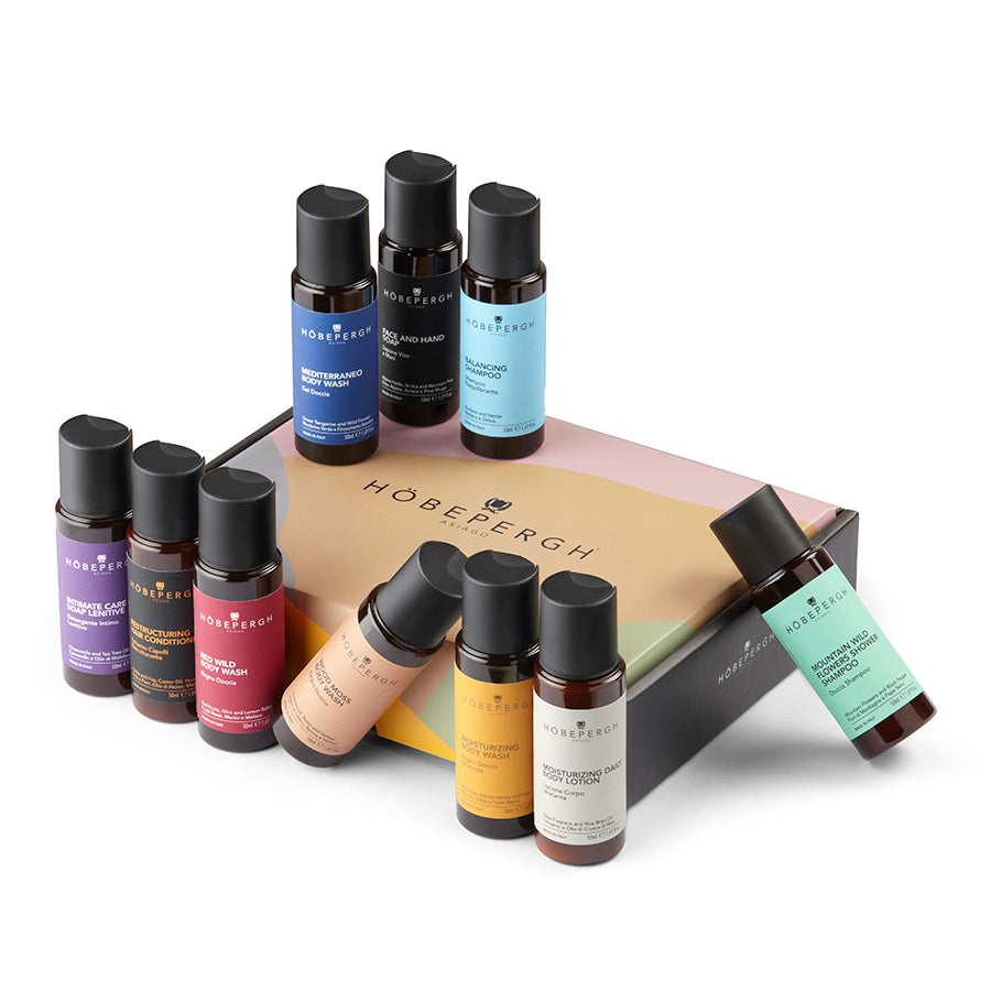 TRAVEL DISCOVERY SET